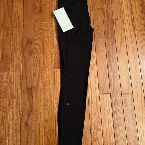 NWT Lululemon Swift speed Black leggings sz 4, 28” - Picture 3 of 7
